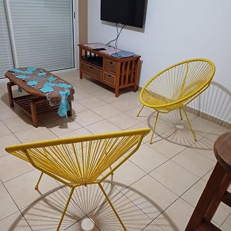 Appartement F2 Avec Piscine Сент-Андре Екстер'єр фото
