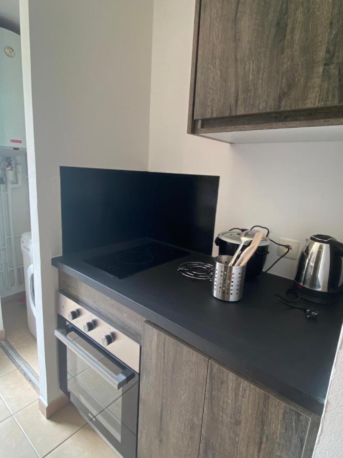 Appartement F2 Avec Piscine Сент-Андре Екстер'єр фото