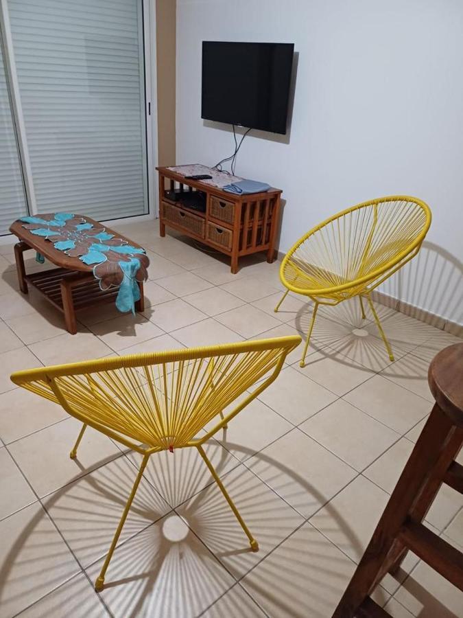 Appartement F2 Avec Piscine Сент-Андре Екстер'єр фото